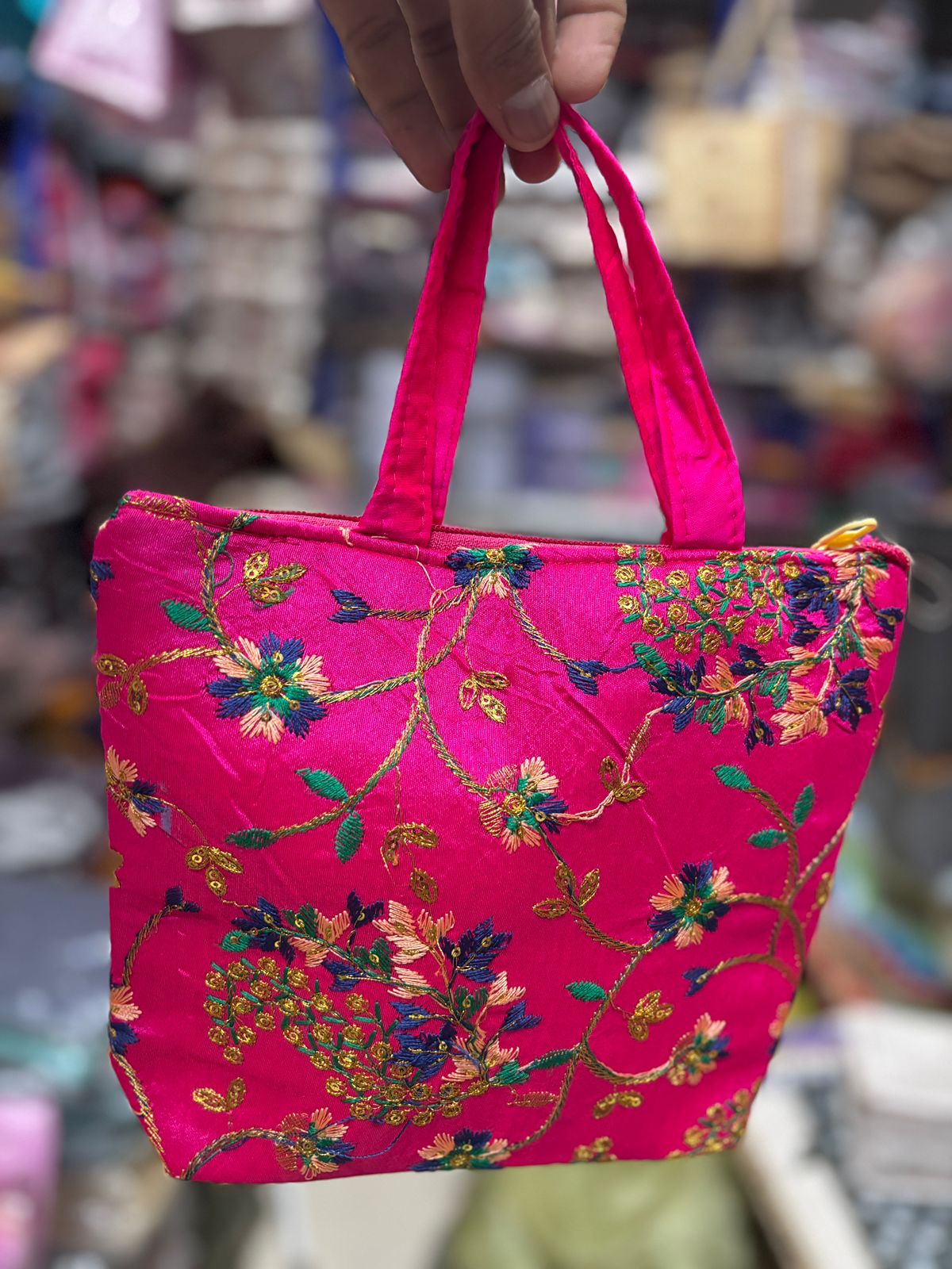 Heavy Embroidered hand bags - Image 4