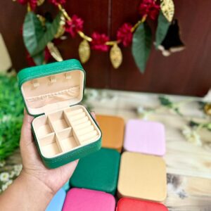 Mini jewellery organizer box